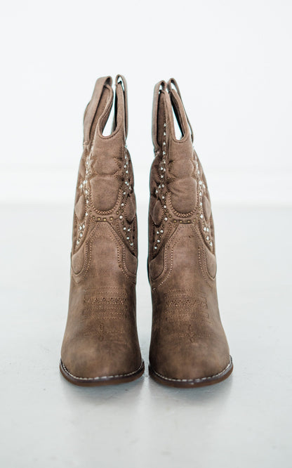 Houston Western Boots in Taupe