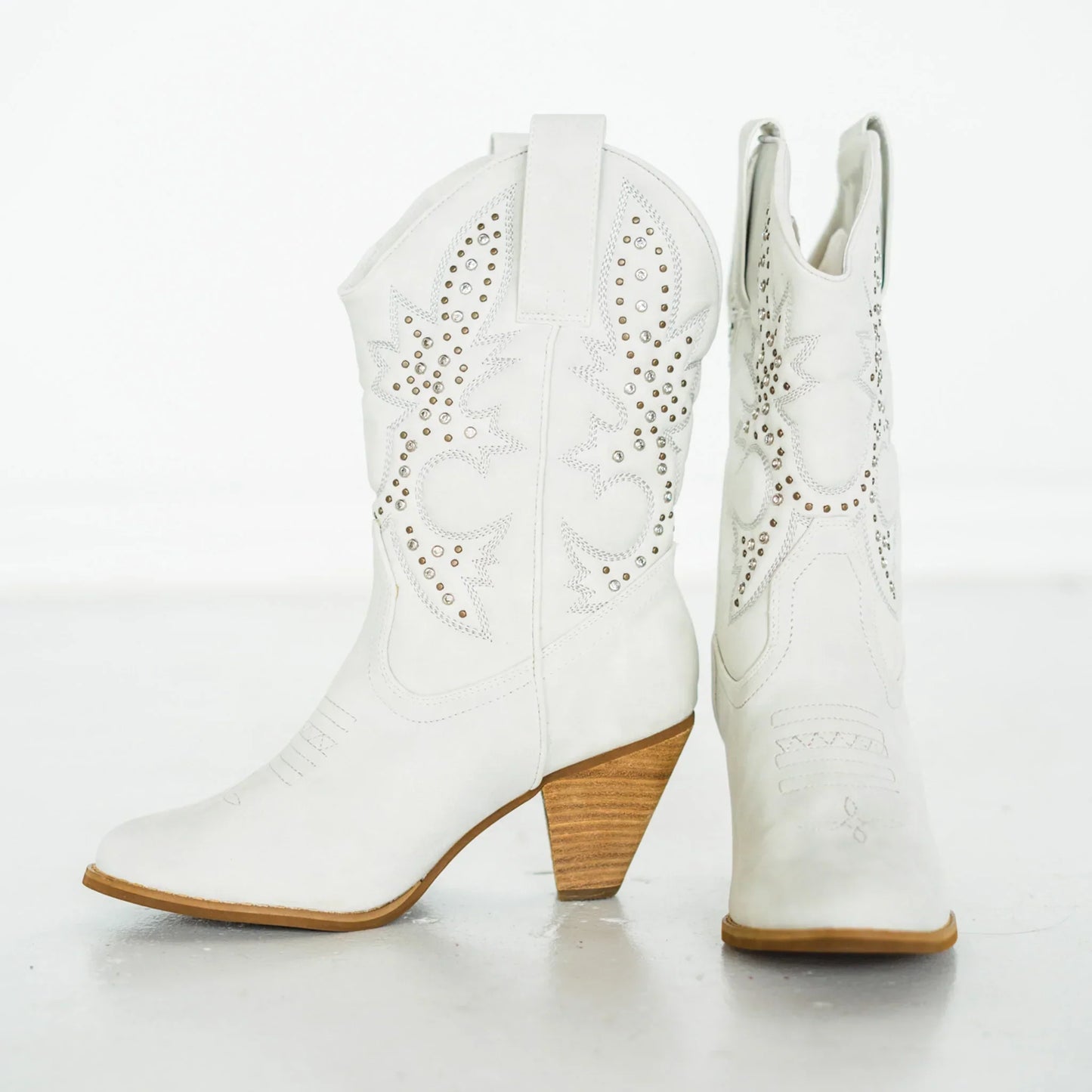 Houston Western Boots in White - Rural Haze