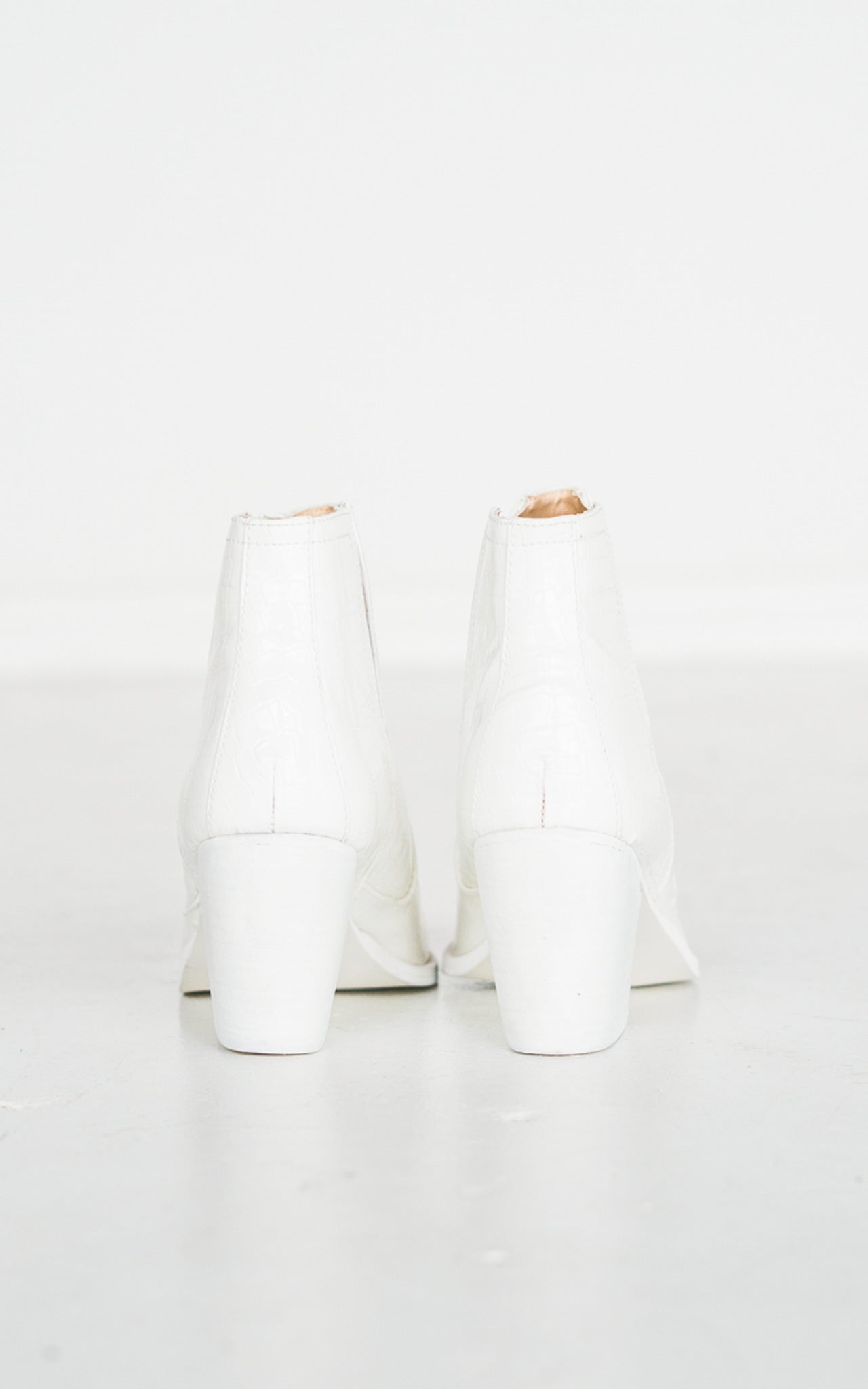 Tarim Booties in White Croc - Rural Haze